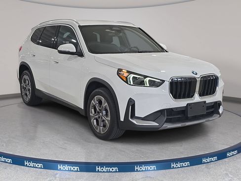 Used 2023 BMW X1 xDrive28i w/ Convenience Package AWD/4WD image 4