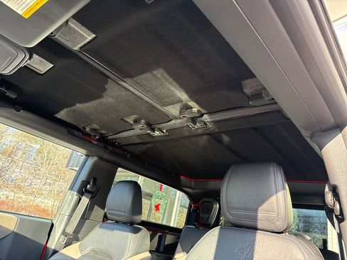 Used 2024 Ford Bronco Big Bend image 15