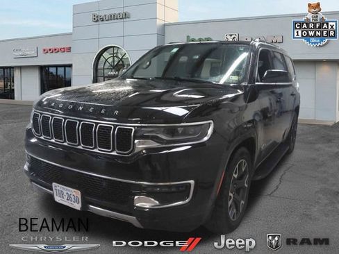 Used 2024 Jeep Wagoneer Series III AWD/4WD image 1