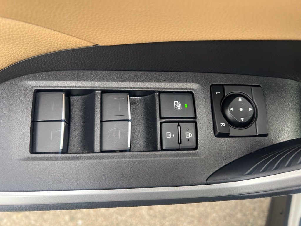 Used 2023 Toyota RAV4 XLE w/ Convenience Package AWD/4WD image 50