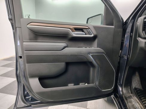 Used 2023 Chevrolet Silverado 1500 LT image 6