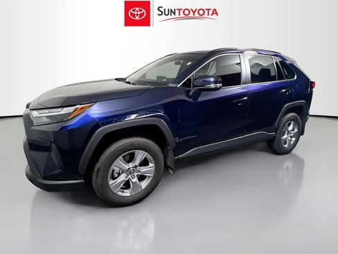 Used 2025 Toyota RAV4 XLE w/ Convenience Package image 9