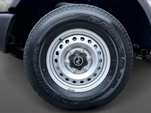 New 2025 Ford Bronco 2-Door AWD/4WD image 13