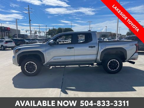 Certified 2026 Toyota Tacoma TRD Off-Road AWD/4WD image 2