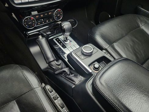 Used 2015 Mercedes-Benz G 550 image 16
