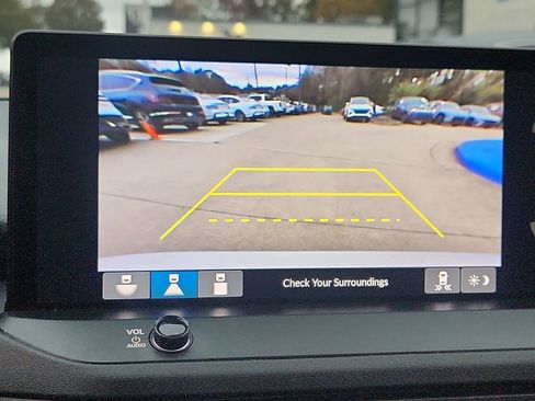 Used 2023 Honda Accord Touring image 25