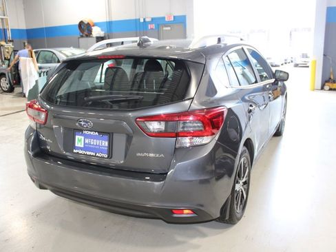 Used 2022 Subaru Impreza 2.0i Premium AWD/4WD image 39