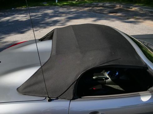 Used 2007 Pontiac Solstice Convertible w/ Premium Package RWD image 27