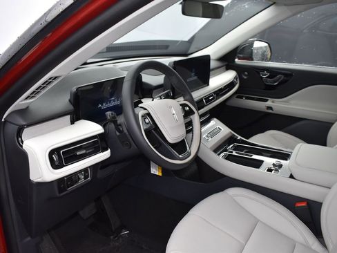 New 2025 Lincoln Aviator Reserve w/ Illumination Package image 10