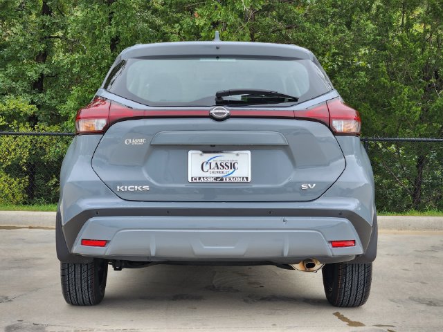 Used 2024 Nissan Kicks SV FWD image 7