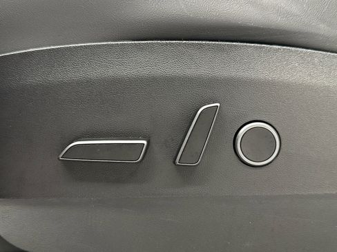 Used 2023 Tesla Model Y Long Range image 12