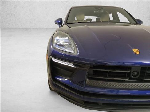 New 2026 Porsche Macan image 11