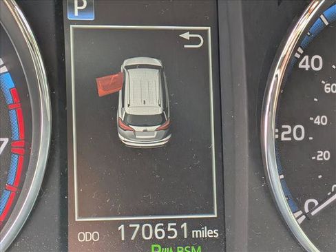 Used 2016 Toyota RAV4 Limited FWD image 4