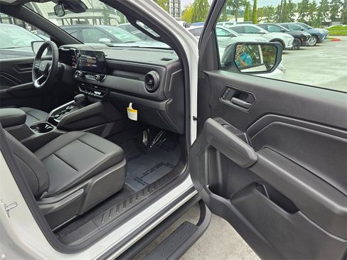 New 2026 Chevrolet Colorado Trail Boss image 12