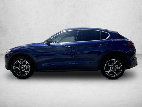 Used 2018 Alfa Romeo Stelvio Sport w/ Cold Weather Package image 6