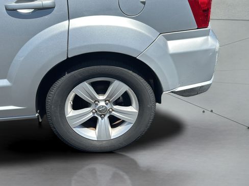 Used 2012 Dodge Caliber SXT FWD image 34