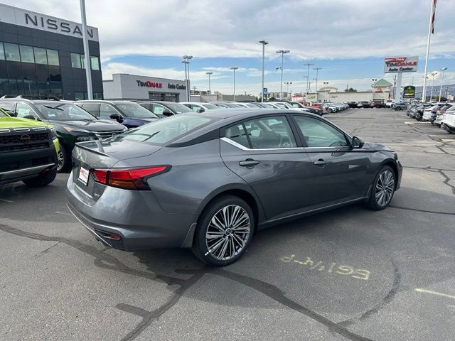 New 2026 Nissan Altima 2.5 SV w/ SV Premium Package AWD/4WD image 12