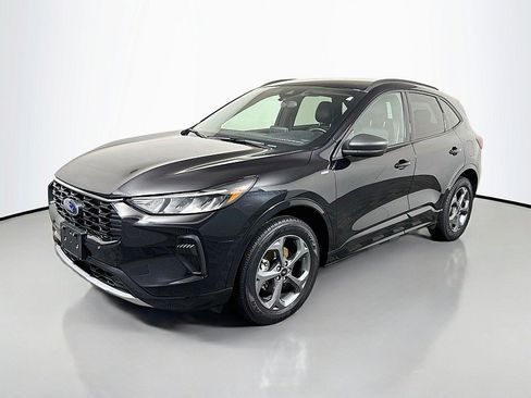 Used 2024 Ford Escape ST-Line AWD/4WD image 3