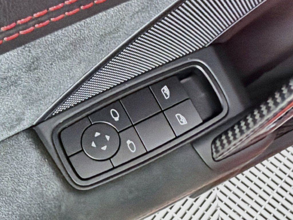 Used 2026 Porsche 911 GT3 RWD image 19