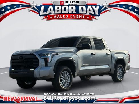 Used 2025 Toyota Tundra SR5 AWD/4WD image 1