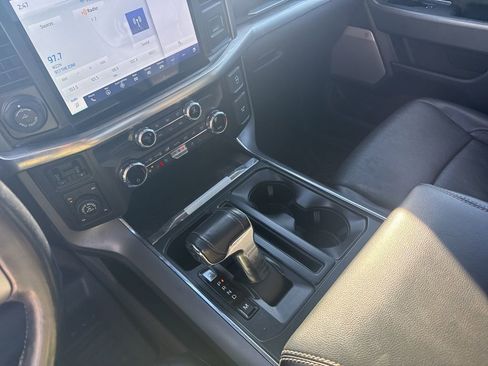 Used 2021 Ford F150 Lariat w/ Equipment Group 502A High image 21