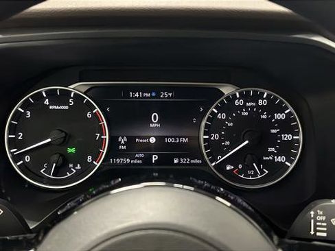 Used 2021 Nissan Rogue SV image 20