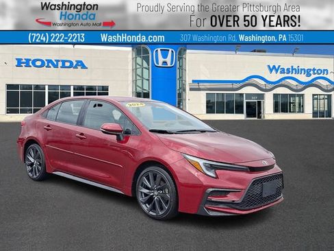Used 2024 Toyota Corolla SE FWD image 1