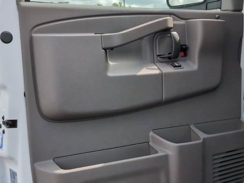 New 2026 Chevrolet Express 2500 Extended RWD image 20