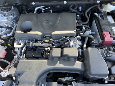 Used 2024 Toyota RAV4 XLE Premium FWD image 9