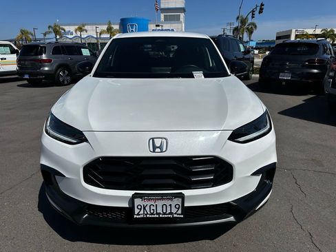 Used 2024 Honda HR-V Sport image 3
