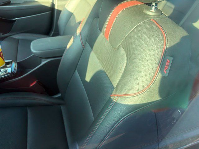 Used 2024 Chevrolet Trax RS w/ Sunroof Package FWD image 10