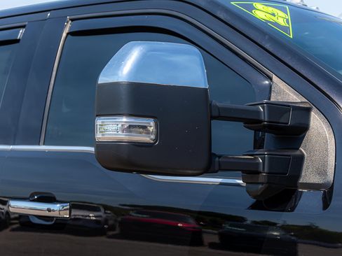 Used 2023 Ford F450 Platinum image 11