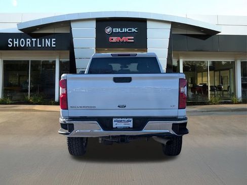 Used 2023 Chevrolet Silverado 2500 LT w/ Convenience Package image 4