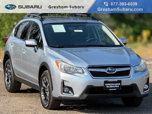 Used 2017 Subaru Crosstrek 2.0i Premium w/ Popular Package #2 AWD/4WD image 1