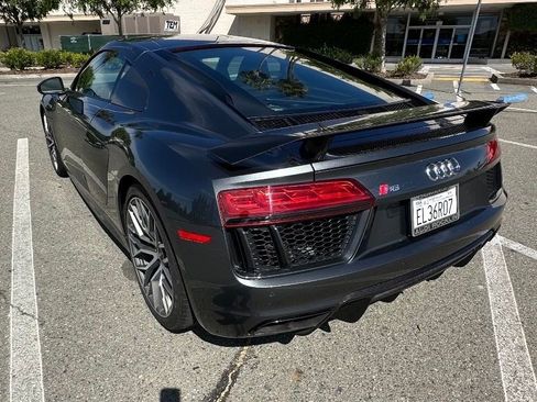 Used 2018 Audi R8 V10 plus AWD/4WD image 3