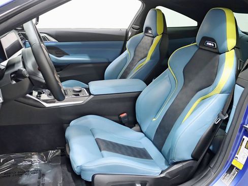 Used 2021 BMW M4 Coupe w/ Executive Package RWD image 31