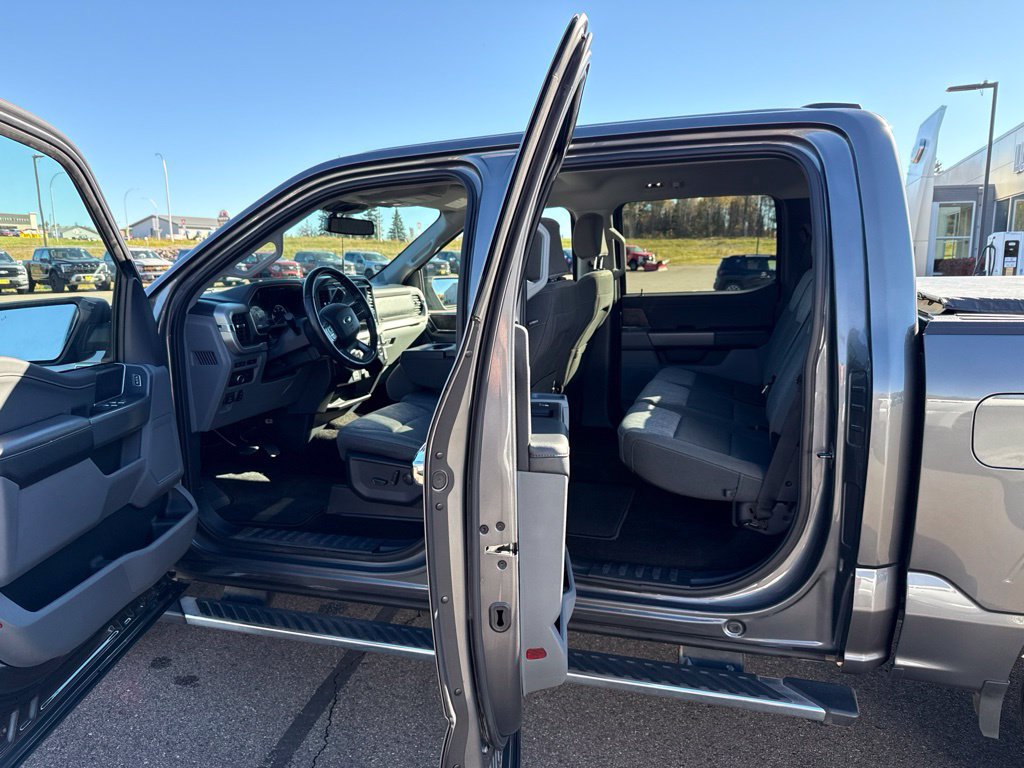 Used 2022 Ford F150 XLT w/ Equipment Group 302A High AWD/4WD image 10
