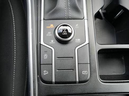 Used 2023 Kia Sorento LX AWD/4WD image 32