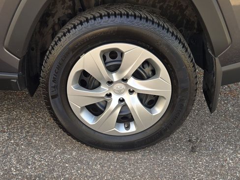 Used 2019 Toyota RAV4 LE w/ All Weather Liner Package image 30