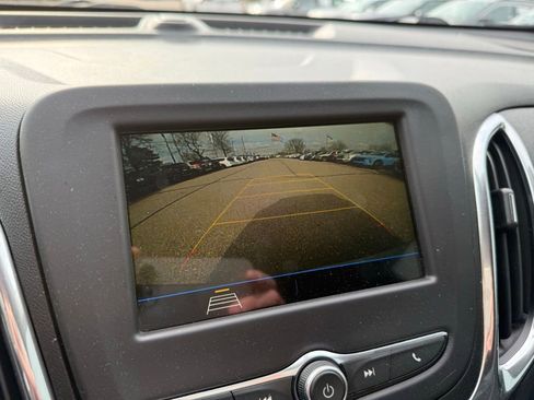 Used 2019 Chevrolet Equinox LT AWD/4WD image 15