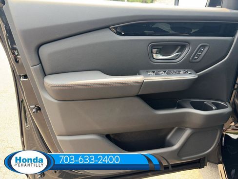 New 2026 Honda Pilot TrailSport image 25