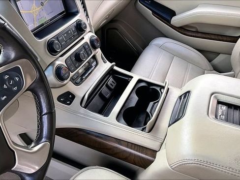 Used 2019 GMC Yukon Denali w/ Enhanced Security Package AWD/4WD image 15