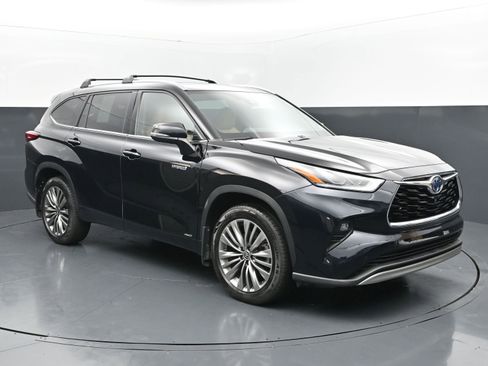 Used 2020 Toyota Highlander Platinum AWD/4WD image 7