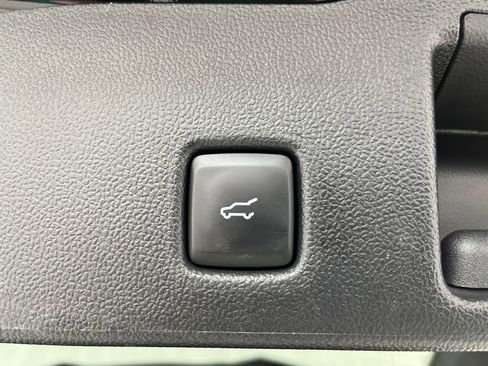Used 2023 Ford Escape ST-Line w/ Tech Pack #1 AWD/4WD image 37