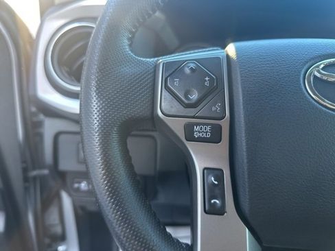 Used 2020 Toyota Tacoma SR5 image 19