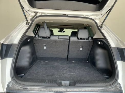Used 2024 Honda HR-V EX-L image 8