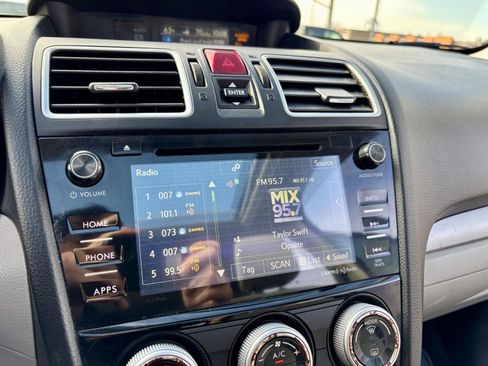 Used 2018 Subaru Forester 2.5i Premium w/ All-Weather Package image 31