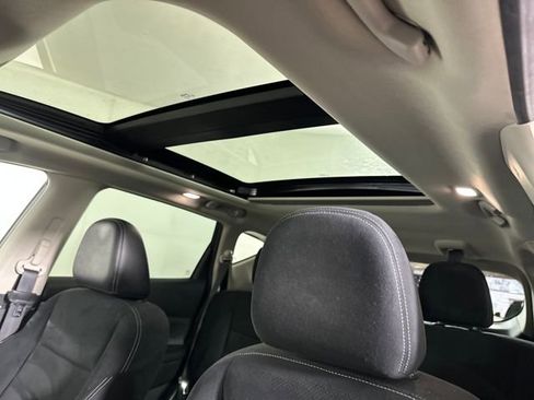 Used 2021 Nissan Murano SV image 12