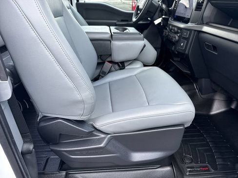 Used 2025 Ford F150 XL RWD image 13