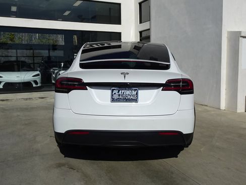 Used 2023 Tesla Model X image 7